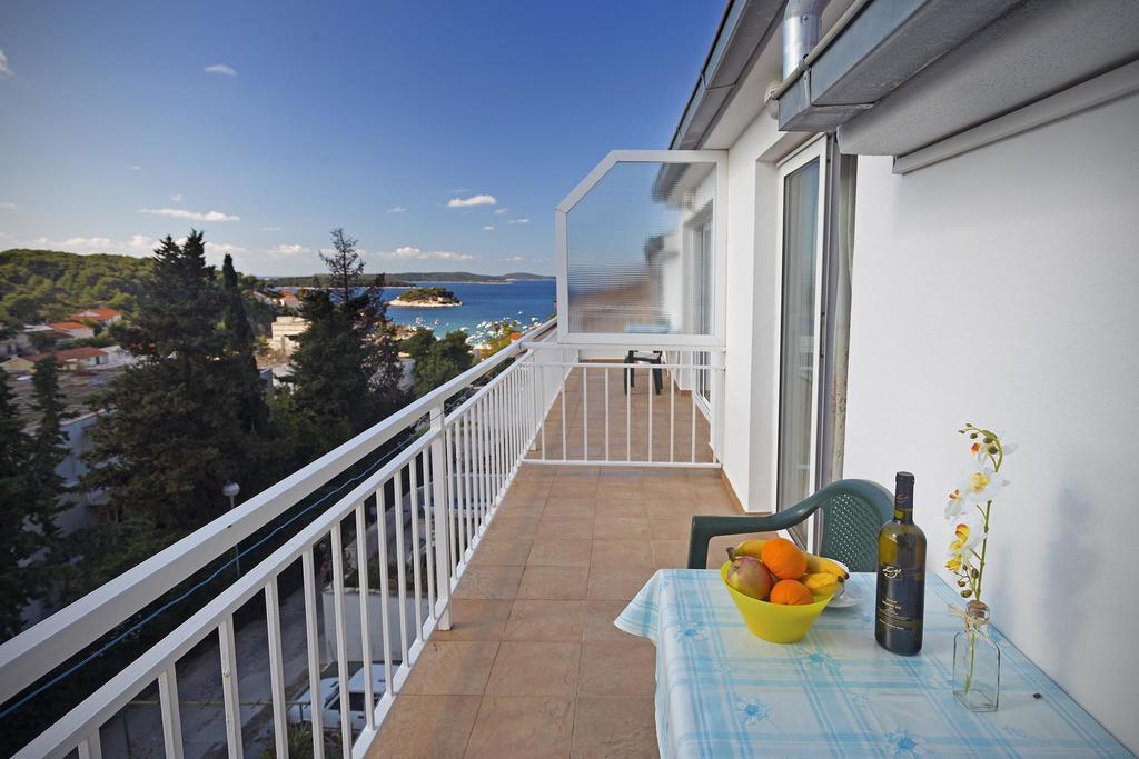 Apartments Julija Hvar Exterior foto
